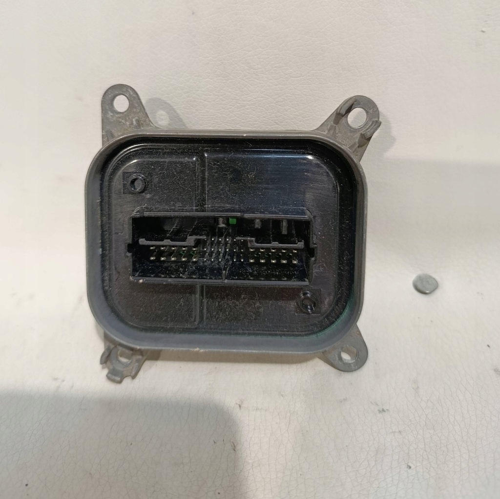 фото №1, Преобразователь модуль лампы led tesla y 1532925-00-e