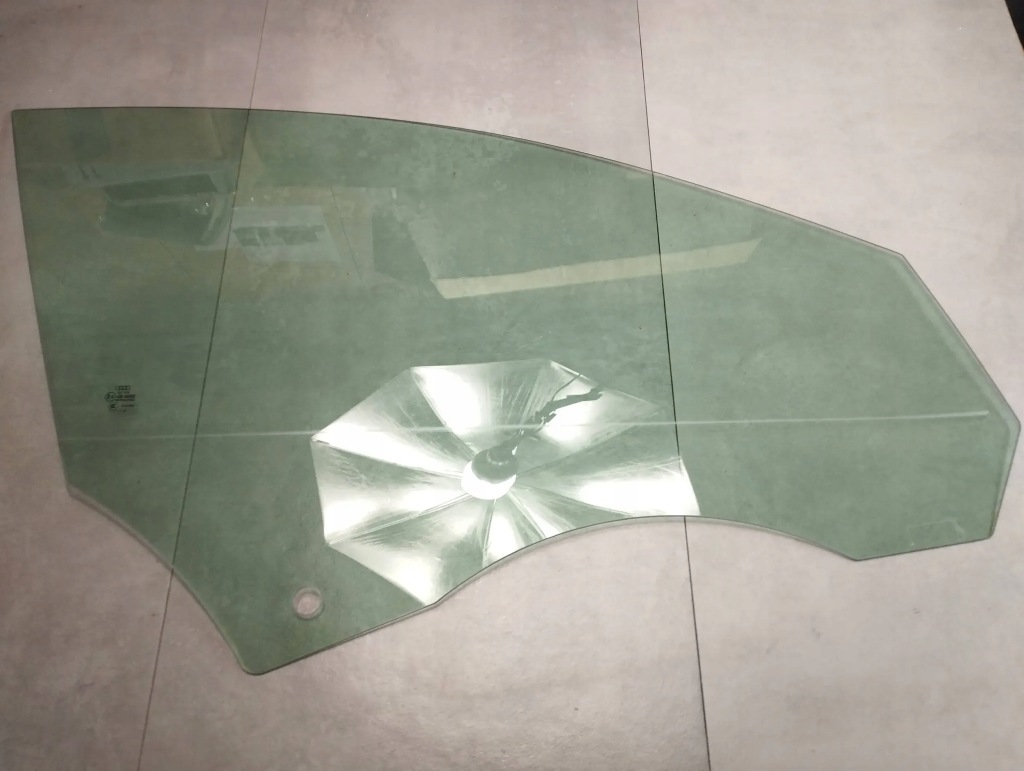 фото №1, Audi a5 sportback 8t стекло правая перед 2016