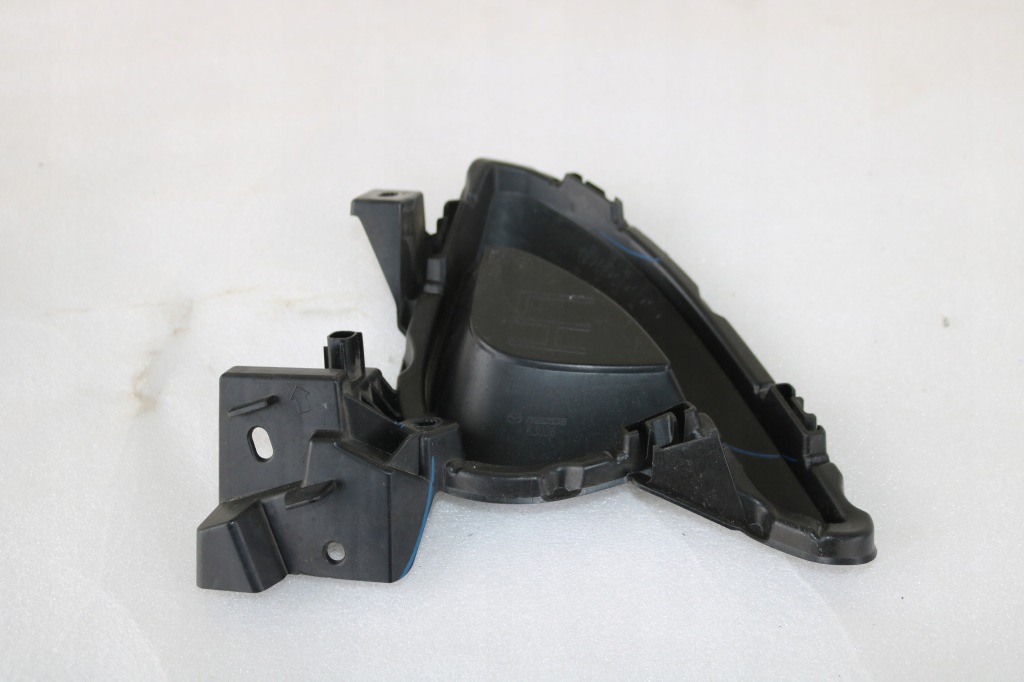 фото №3, Mazda 2 iii решётка левая бампера перед заглушка .