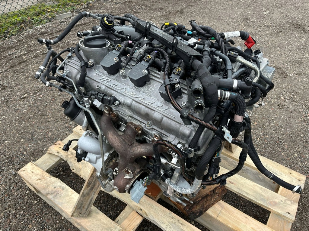 Двигун комплектний  maserati ghibli quattroporte 3.0 v6 m156b 410km Зі Шроту