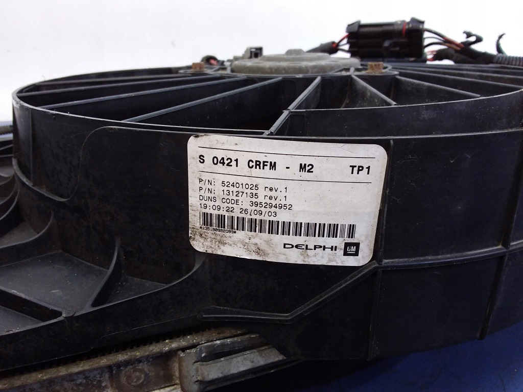 Meriva a 1 1.6 радіатор води вентилятор 52401025 в Україні