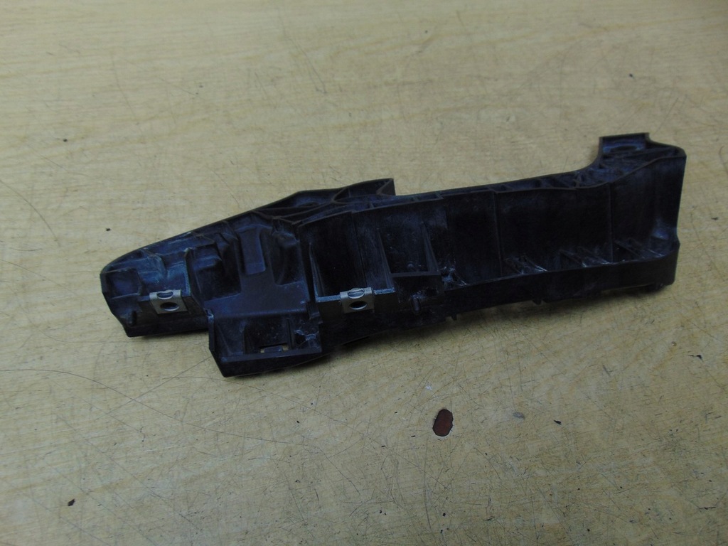 фото №10, Направляющая кронштейн лампы правый p subaru forester iii