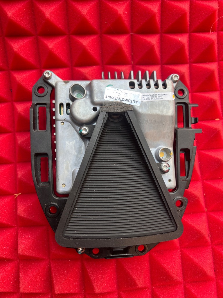 фото №1, 10388482-99-g tesla камера асистент ori