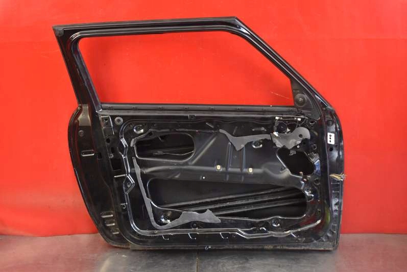 Дверь левое перед передние чёрные mini paceman r61 12-16 Недорого