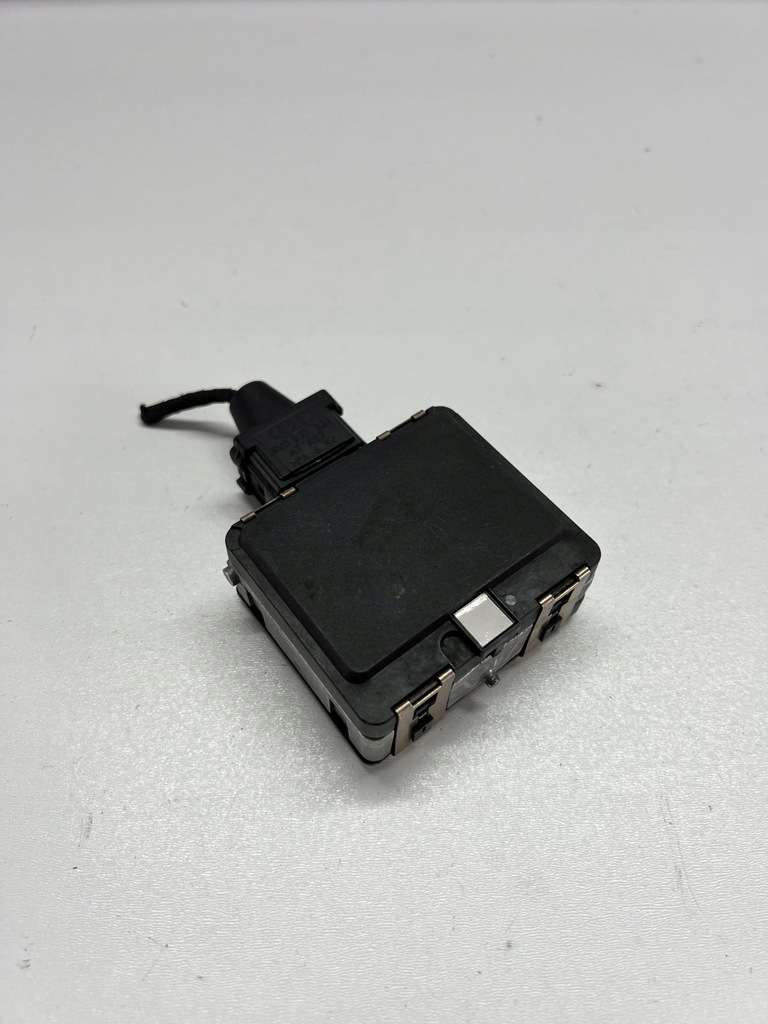 фото №1, Радар disctronic vw golf passat 5qf907561g