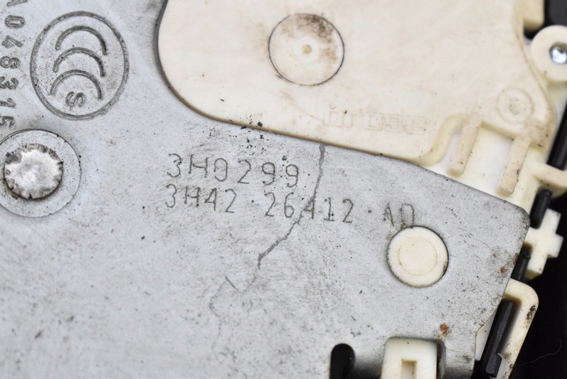 фото №8, Замок дверь правый задняя задний 3h4226412ad land rover range rover 3 iii 01-12