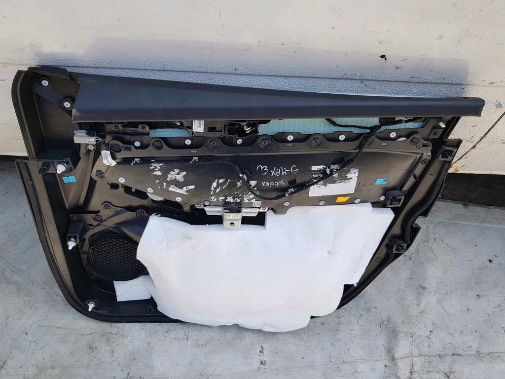 фото №13, Обивка дверь ford s-max mk2