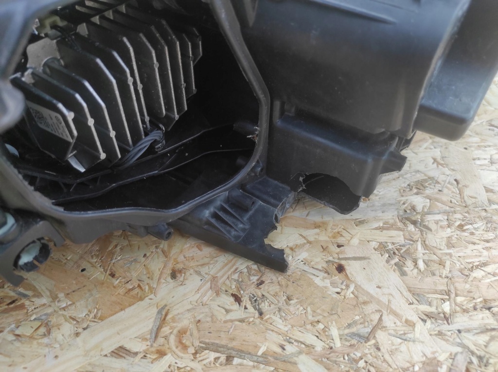 Купить Фара правый  перед vw passat b8 full led