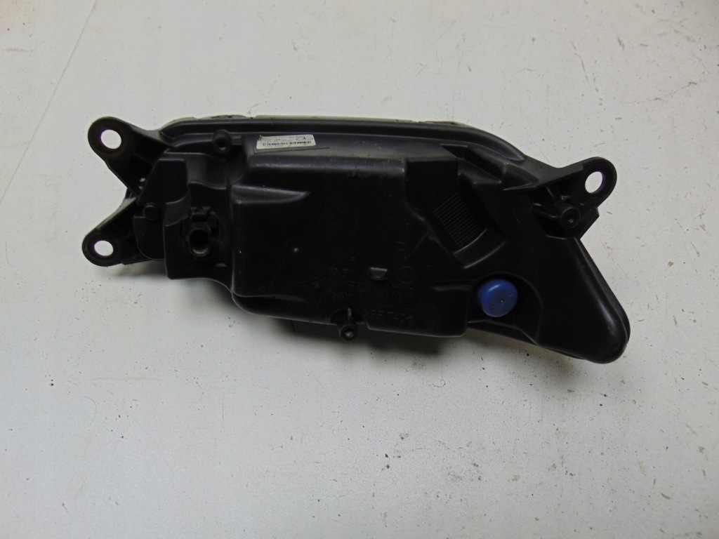 Противотуманная фара фара правая  led mercedes w212 a2128200856 Киев