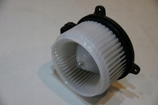 фото №7, Повітродувка вентилятор mitsubishi eclipse cross europ