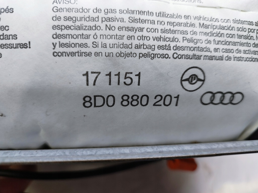 фото №10, Audi a4 b5 подушка подушка безпеки пасажира 8d0880201