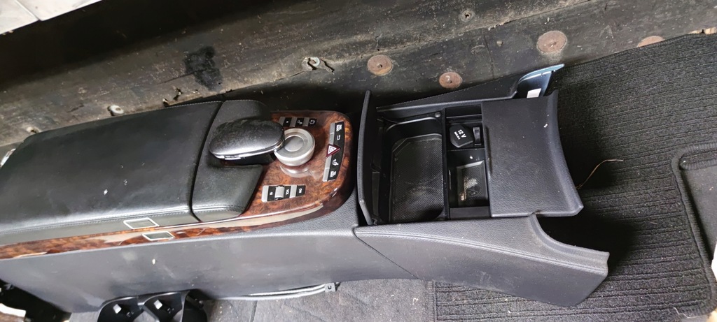 фото №11, Mercedes w221 підлокітник передній чорний