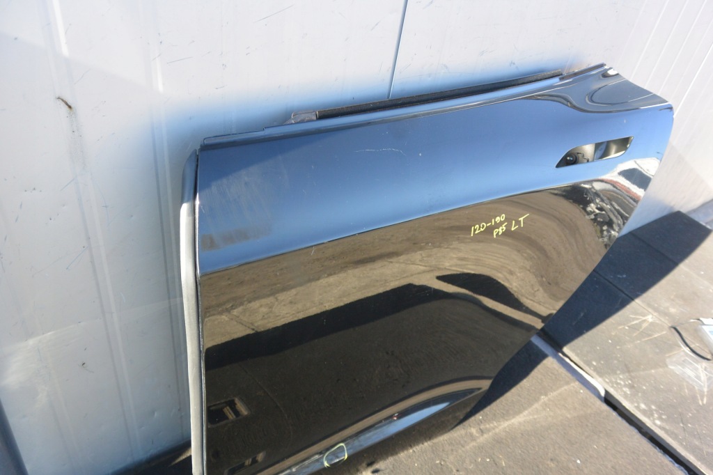 Tesla model s дверь левое задняя чёрные 13-16 Недорого