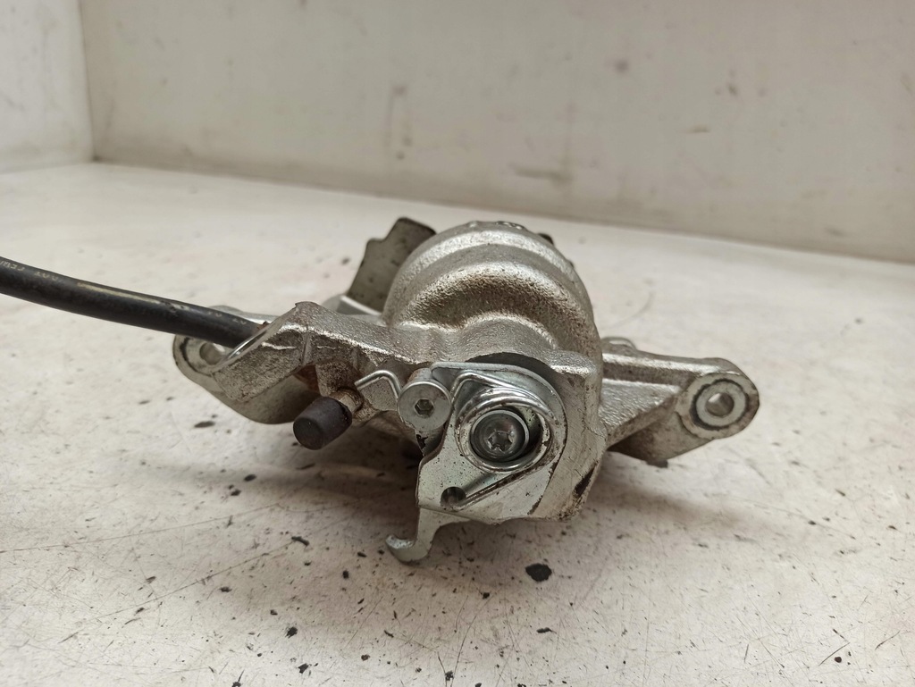 фото №7, Citroen c5 i ii суппорт тормозной левый перед