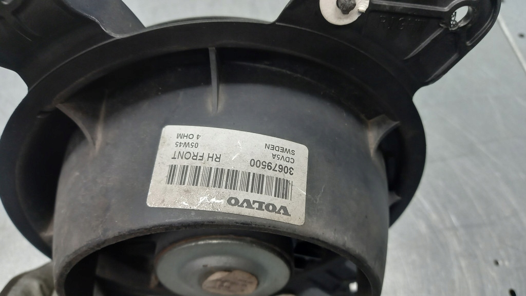 фото №8, Динамік правий перед volvo v70 ii lift 05r 2.4b 30679500