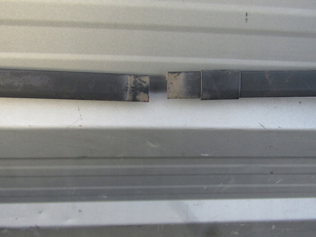 фото №7, 2 mercedes w124 kombi молдинг рамка скло задня захист скло задня kpl