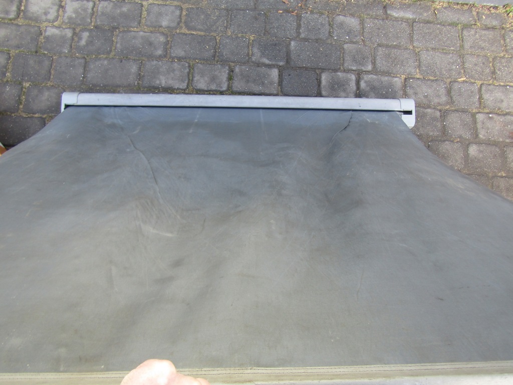 8 mercedes w124 универсал шторка багажника серая Цена