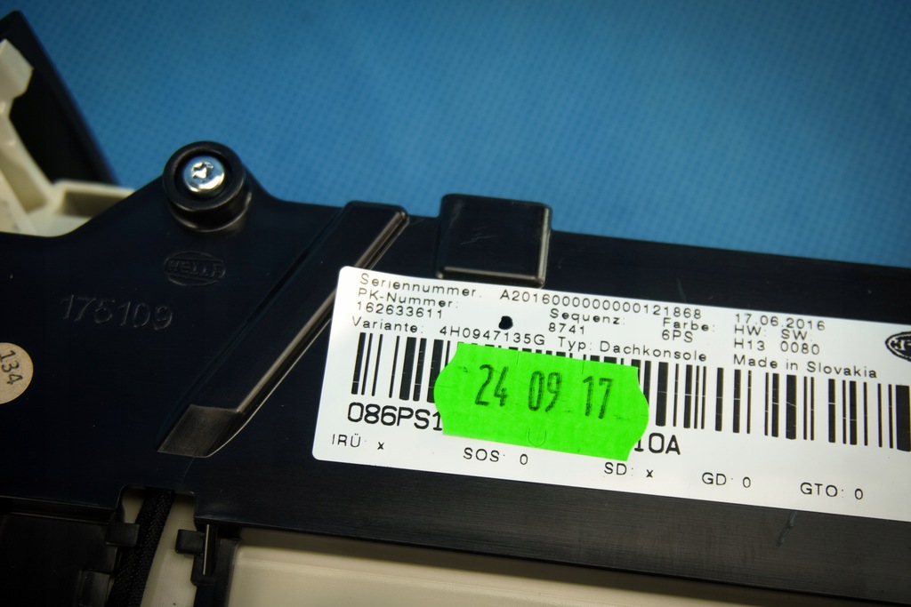 фото №7, Освітлення лампа кабіни audi a8 4h0947135g 6ps