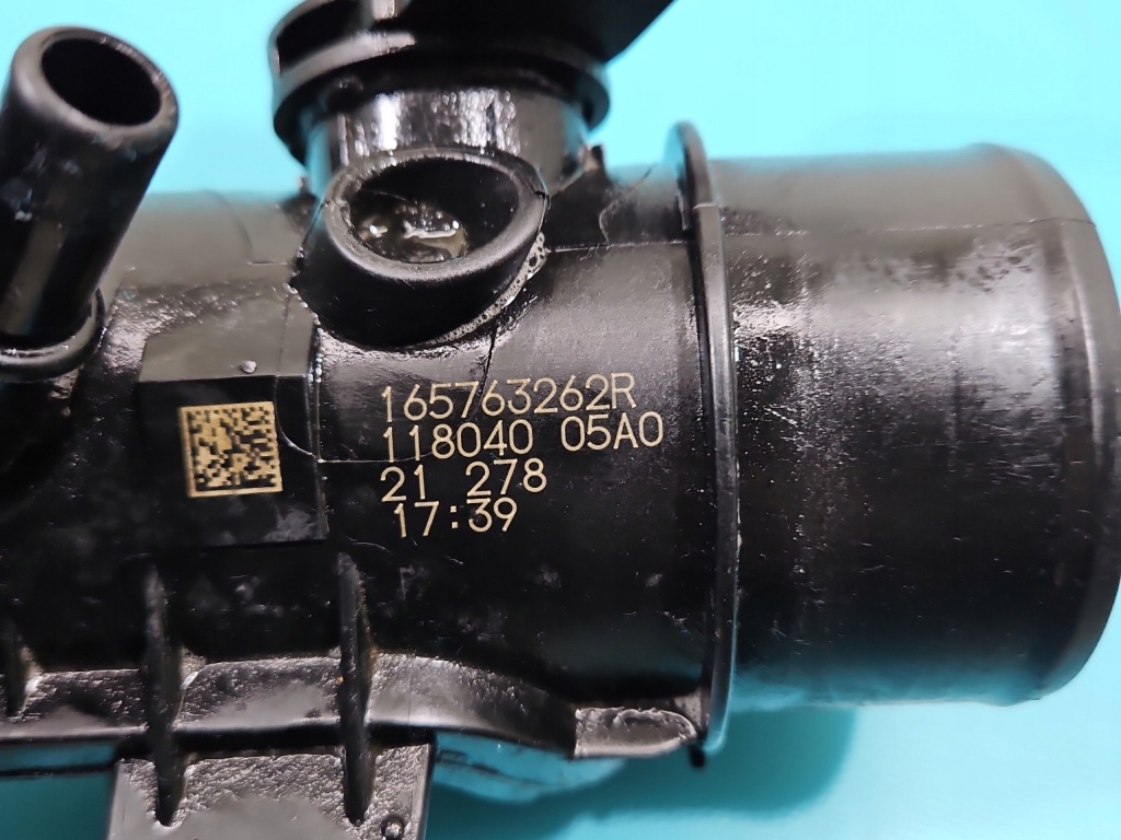 фото №8, Труба шланг повітрозабірник повітря dacia sandero iii 20- 165763262r