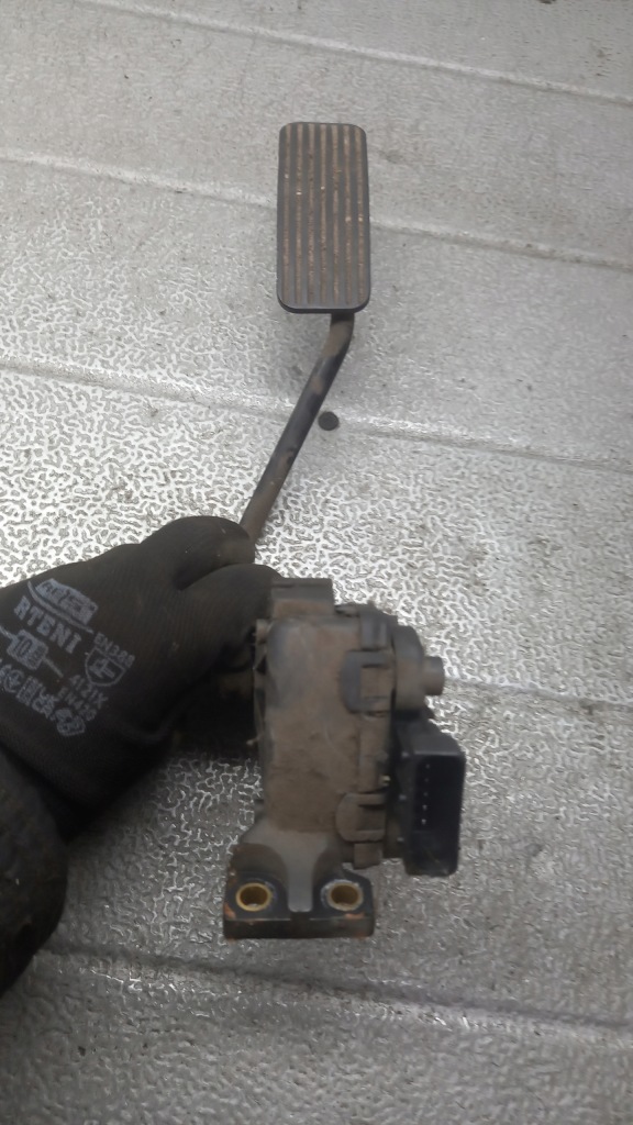 фото №1, Потенціометр газу opel agila 1.0b 00r 9204284