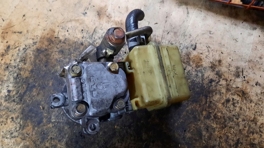 фото №1, Насос підсилювача mazda mpv 2.0d 03r