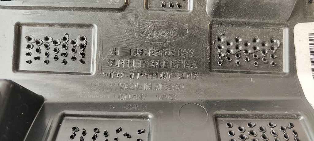 фото №6, Молдинг двері передніх правих задніх правих комплект ford mustang mach-e