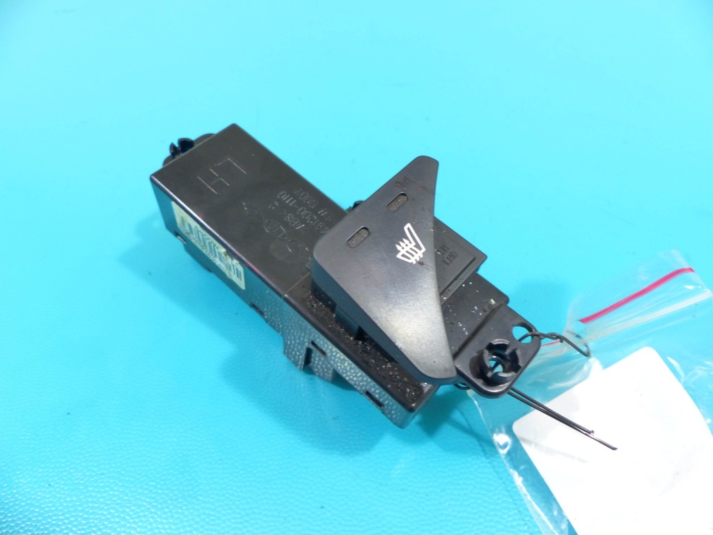 фото №1, Перемикач підігрів сидіння лівий sportage iii eu