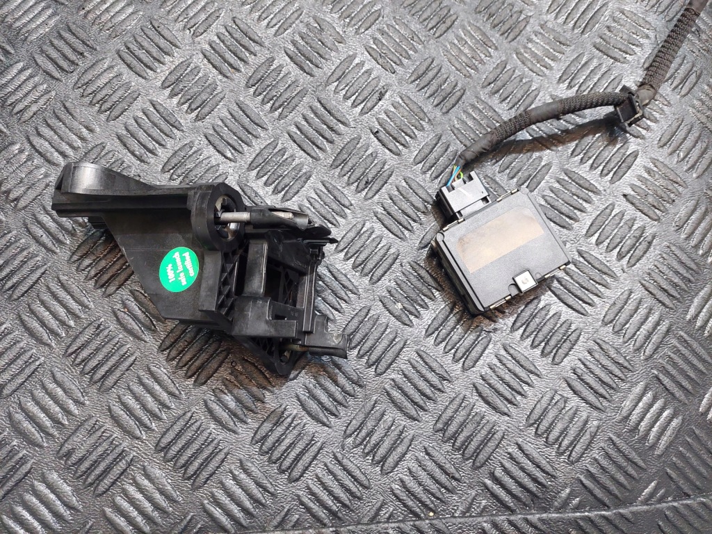 Кронштейн радар датчик 0505323240 alfa romeo giulia Зі Шроту