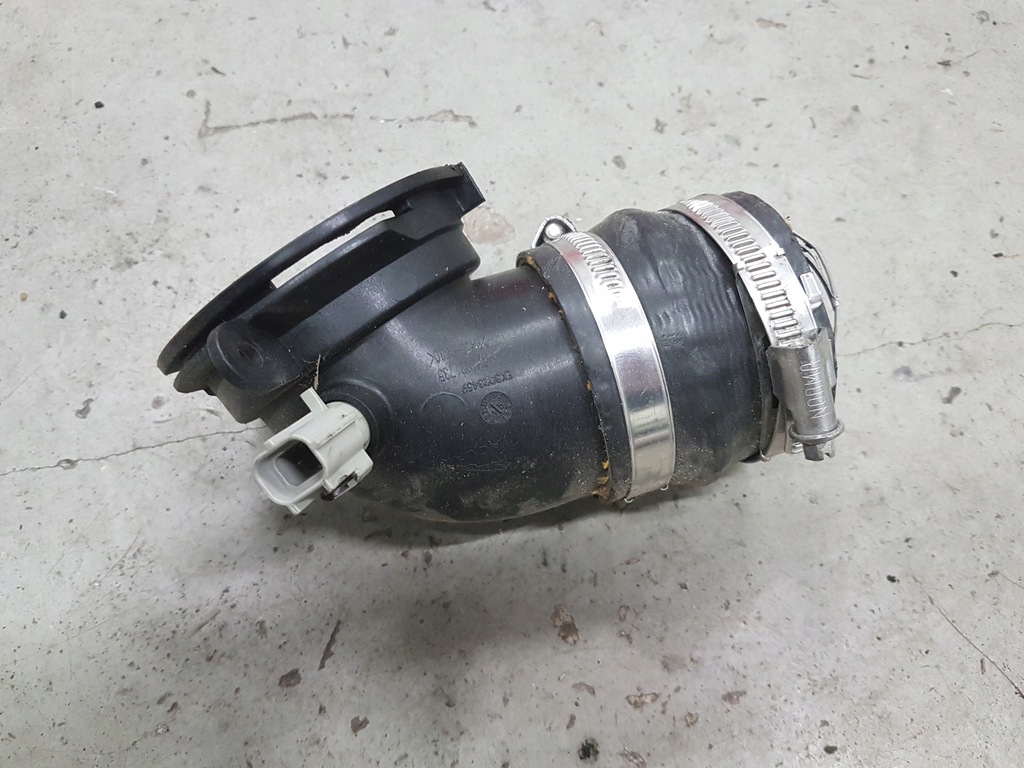 фото №1, F-pace velar 3.0 труба воздуха колено ek3023459