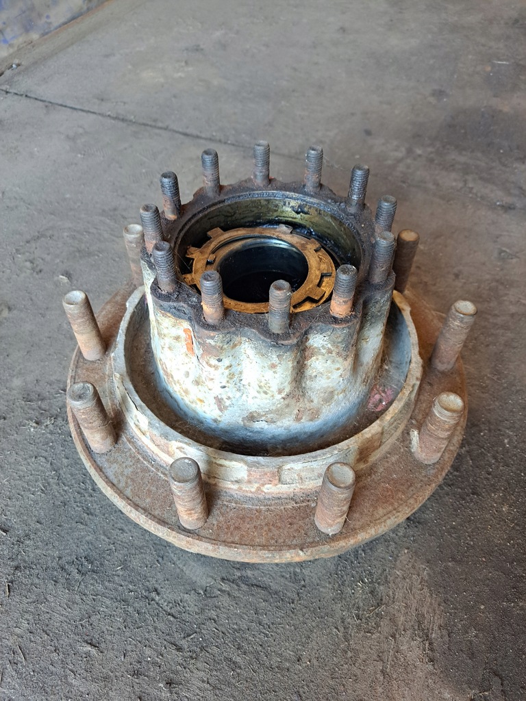 фото №1, Ступиця задня volvo fl 6 00-06 22.5