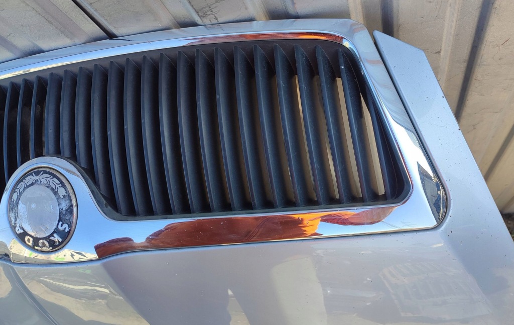 Капот skoda octavia 2 1z0 2004-2010 решётка радиатора демонтаж giełda pń Доставка