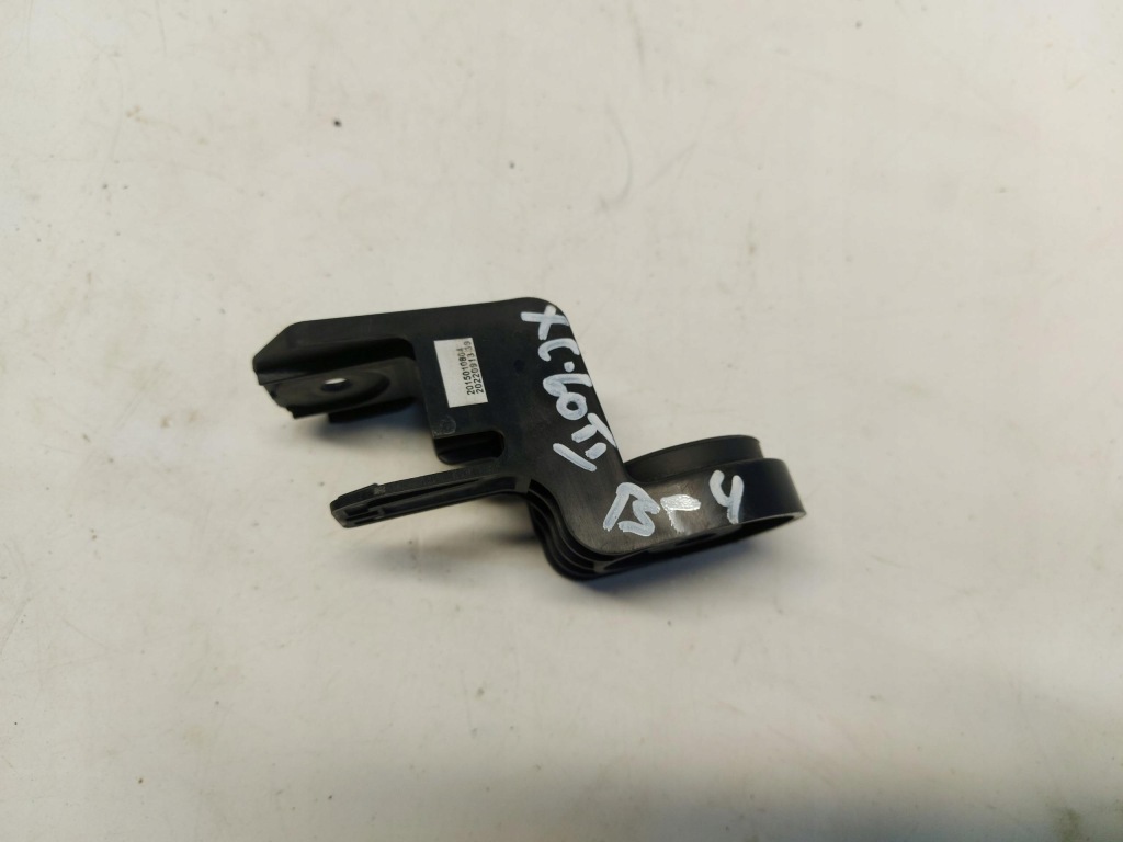 фото №1, Volvo xc60 ii lift b4 2.0 кронштейн кронштейн