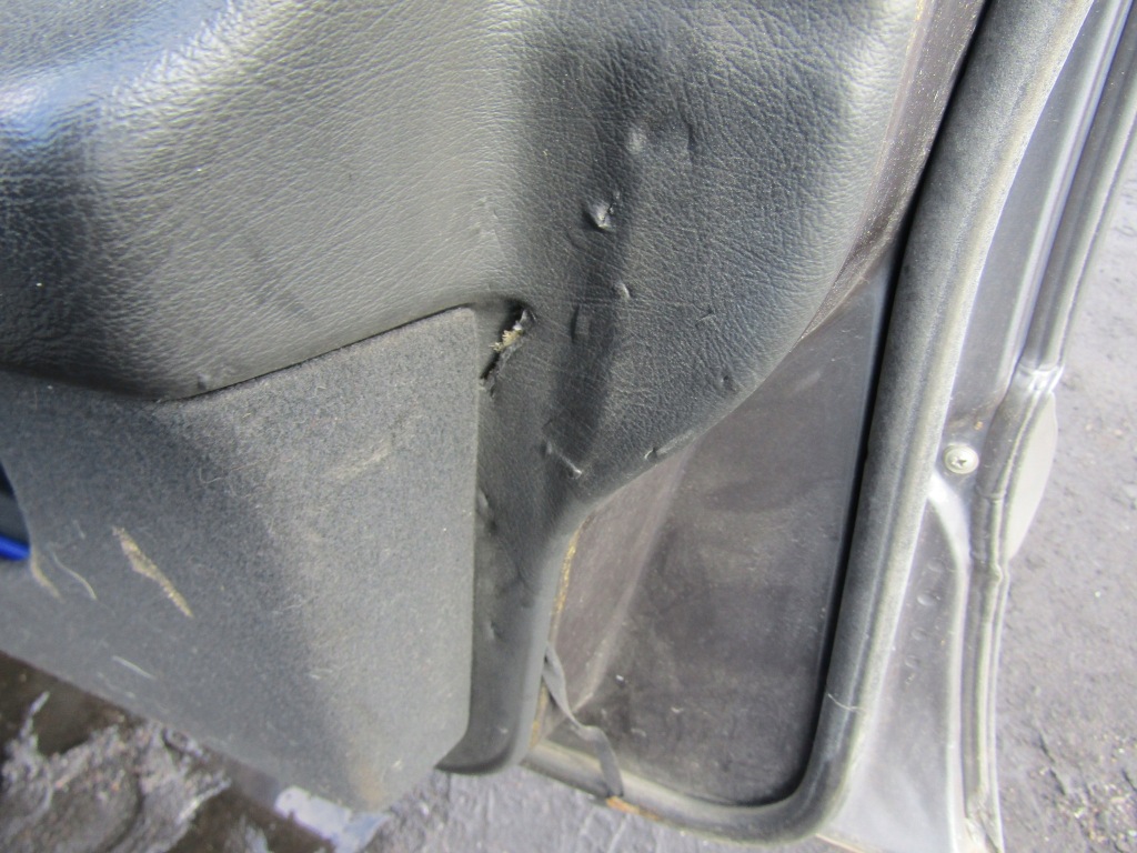 фото №12, Mercedes w210 95-99 sedan сидіння лівий правий заднє сидіння оббивка двері kpl