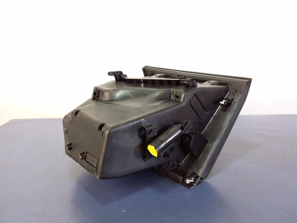 фото №4, Peugeot 2008 бардачок пассажира