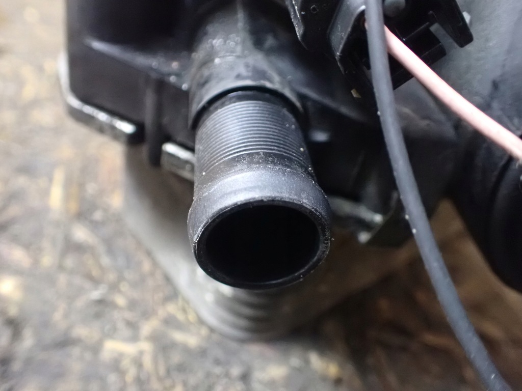 фото №6, Корпус фільтра оливи renault grand scenic iii 11r 1.6 dci 152085948r