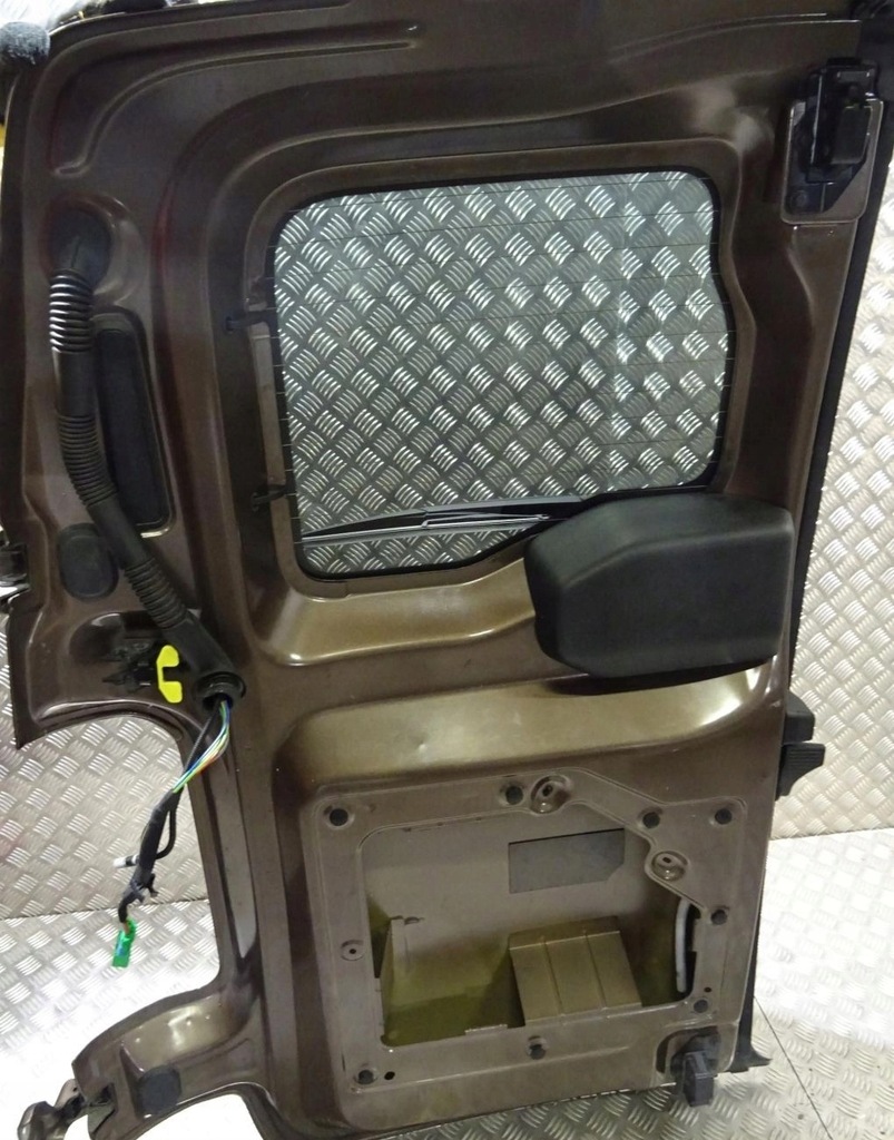 фото №2, Toyota proace ii дверь правое задняя задние d179