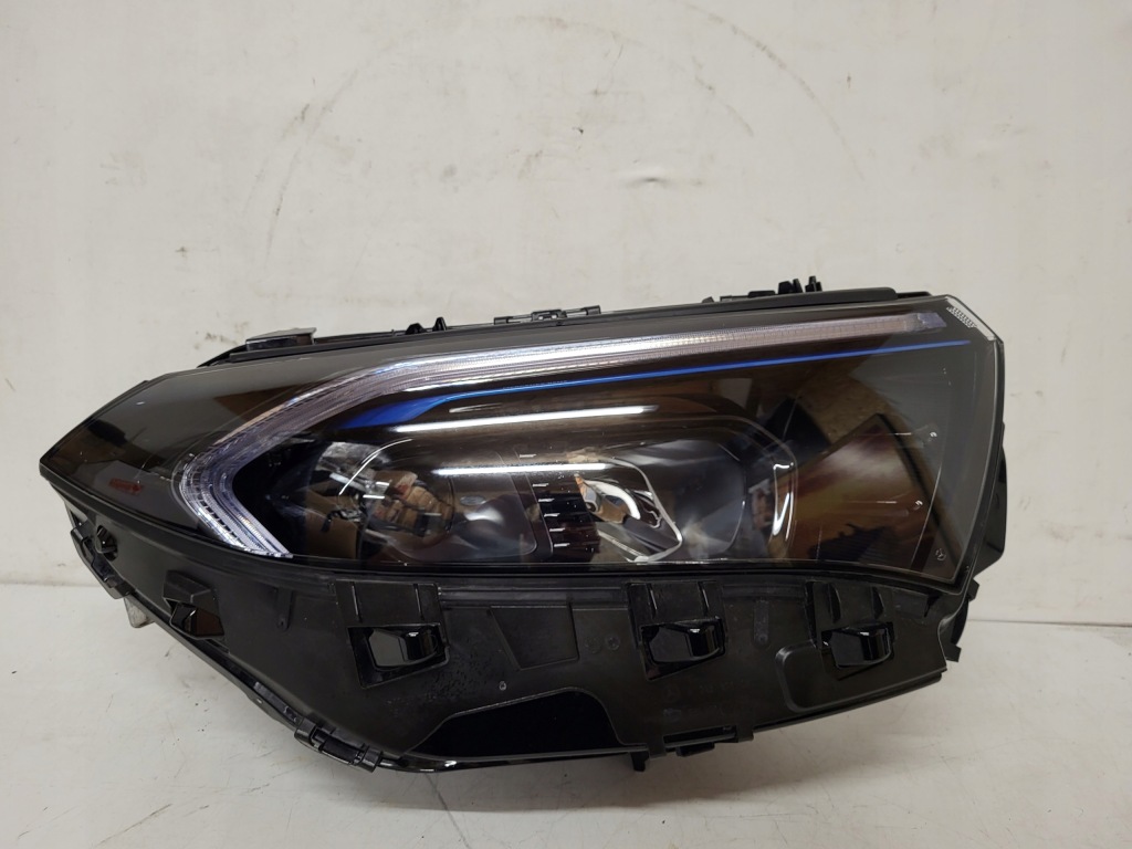 Купити Лампа перед права mercedes eqa eqb w243 full led a2439069000