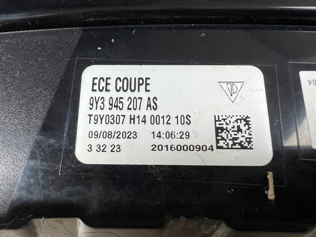 фото №8, Porsche cayenne 9y 9y3 coupe lift лампа накладка led задняя w крышка 9y3945207as