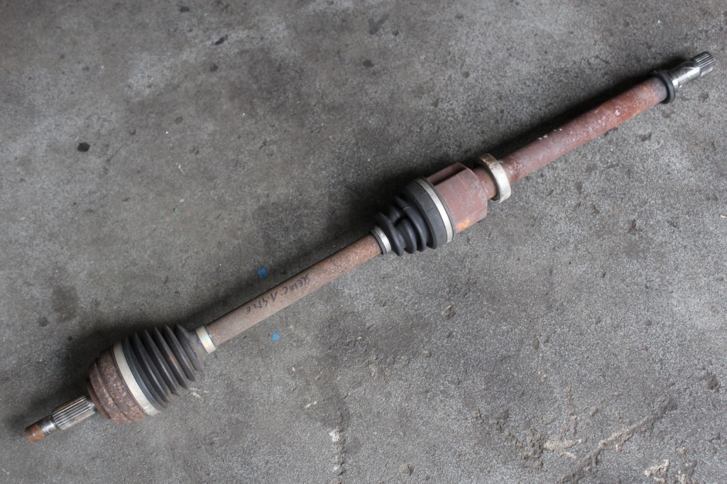 фото №1, Renault scenic iii 1.4 tce привідний вал права сторона перед