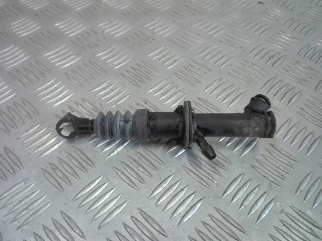 фото №3, Помпа сцепления renault clio iii 8200436137