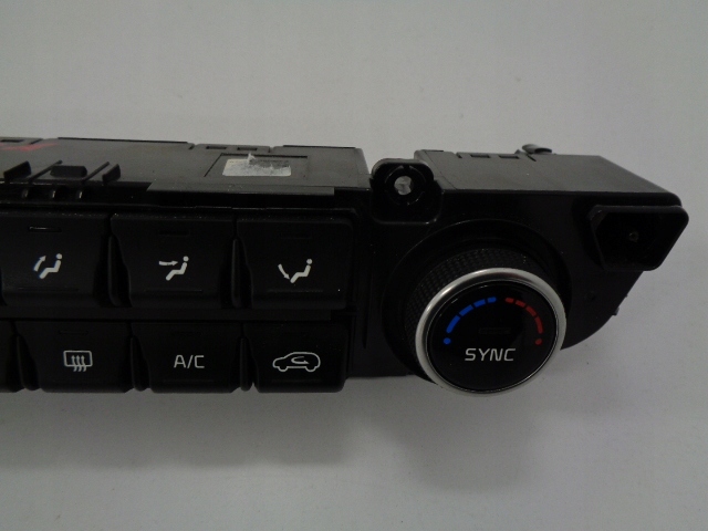 фото №3, Kia sportage iv панель управление обдув