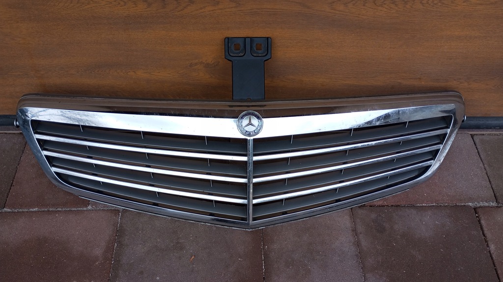 фото №1, Mercedes c-klasa w204 ---решітка радіатора решітка радіатора elegance a2048801483