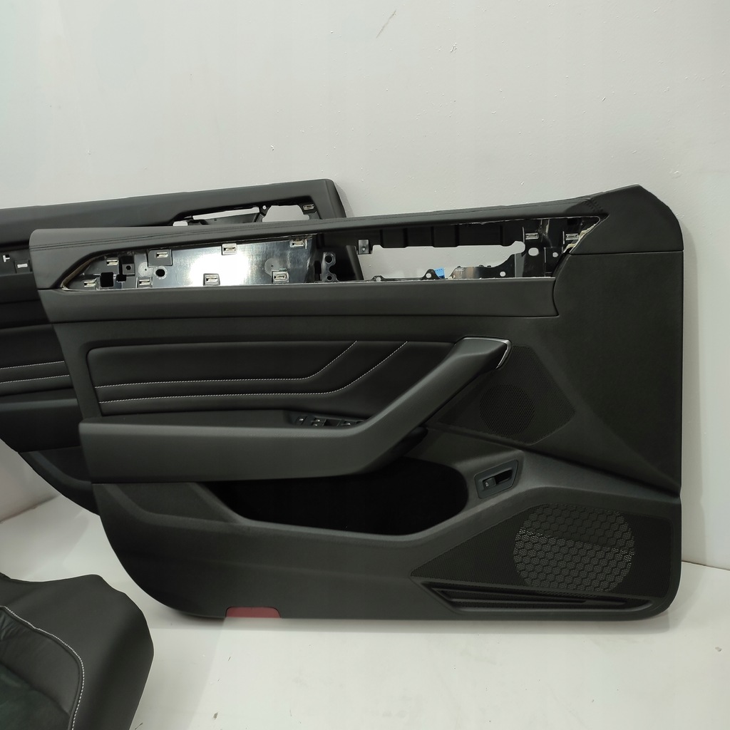 фото №12, Vw arteon shooting brake сидіння заднє сидіння обшивки шкіра alcantara підігрів kpl