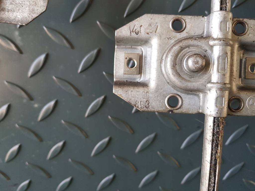 фото №12, Механізм механічний скло двері лівий перед 1 906 853 bmw e30 sedan вузька