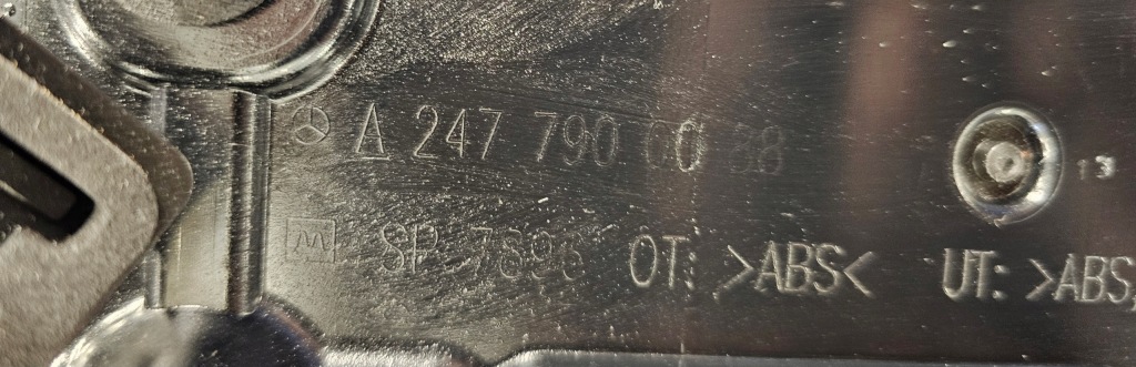 Спойлер спойлер накладка багажника кришки mercedes w247 b-klasa a2477900088 Ціна