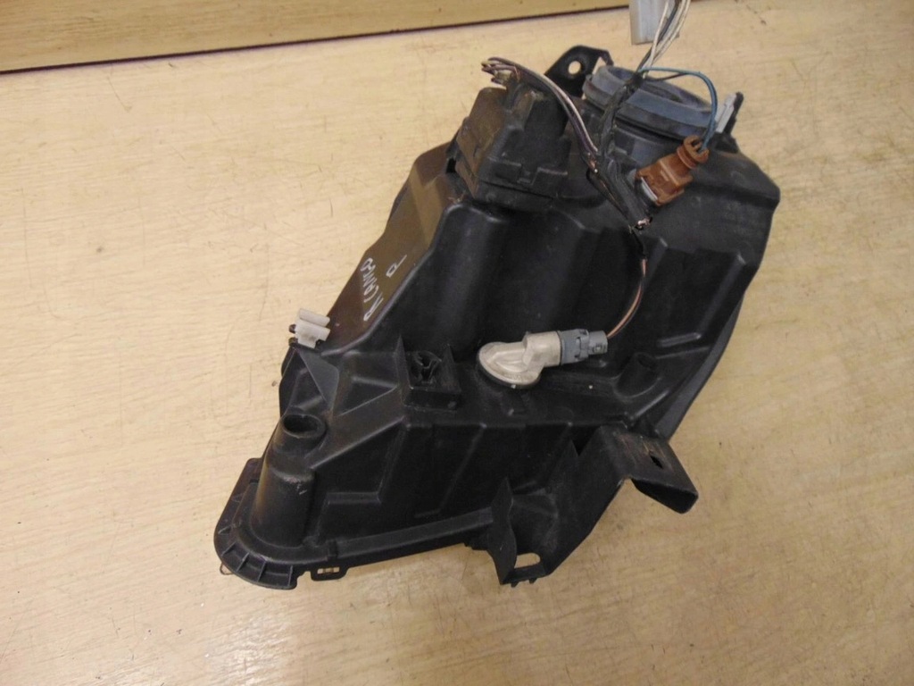 фото №11, Лампа права перед renault kangoo lift 03- europa