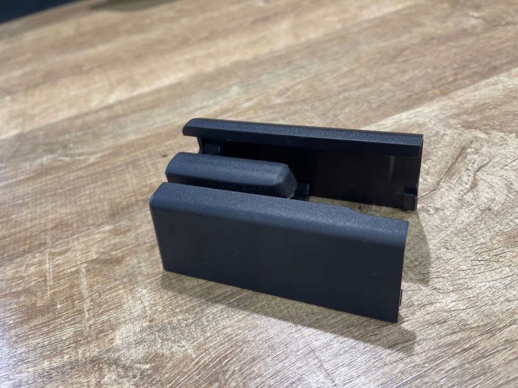 Купить Защита пластик заглушка рейки сиденье range rover vogue l405 ck5266410a