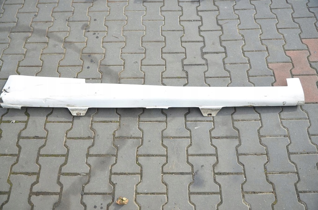 фото №1, Порог правый r-line vw scirocco 1k8 2013r