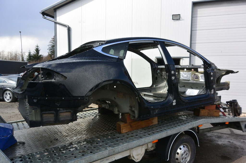 фото №1, Tesla model s 13- чверть задня дах поріг ліва правий