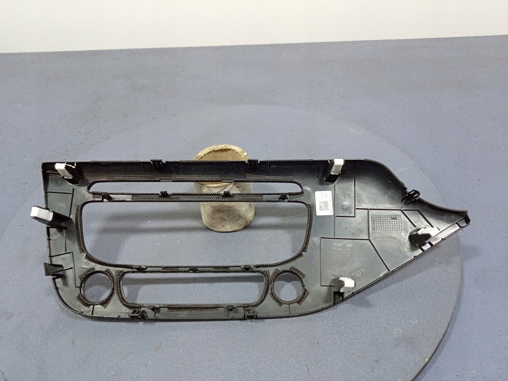 фото №3, Kia ceed ii захист рамка радіо eu 84740-a2000